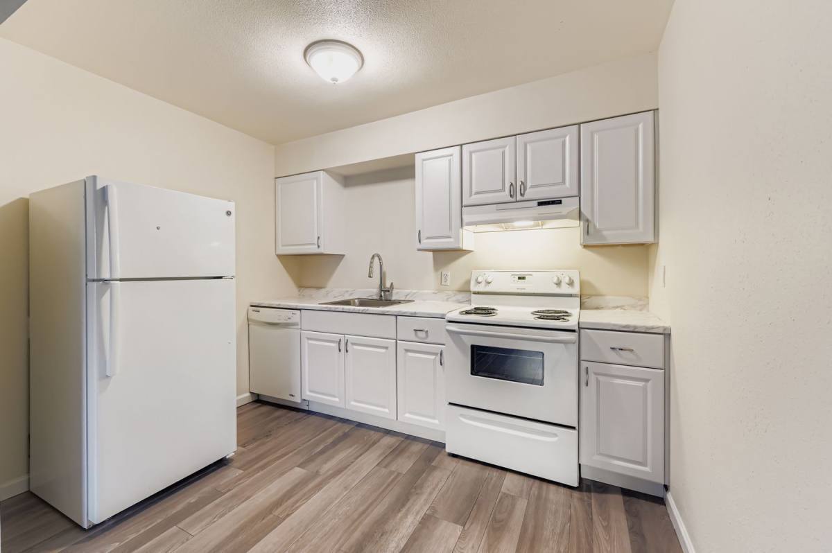 Apartment for rent at 130 NE 17th Ave #16, Portland, OR 97232