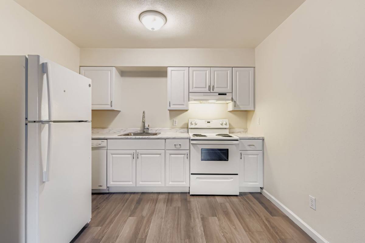 Apartment for rent at 130 NE 17th Ave #16, Portland, OR 97232