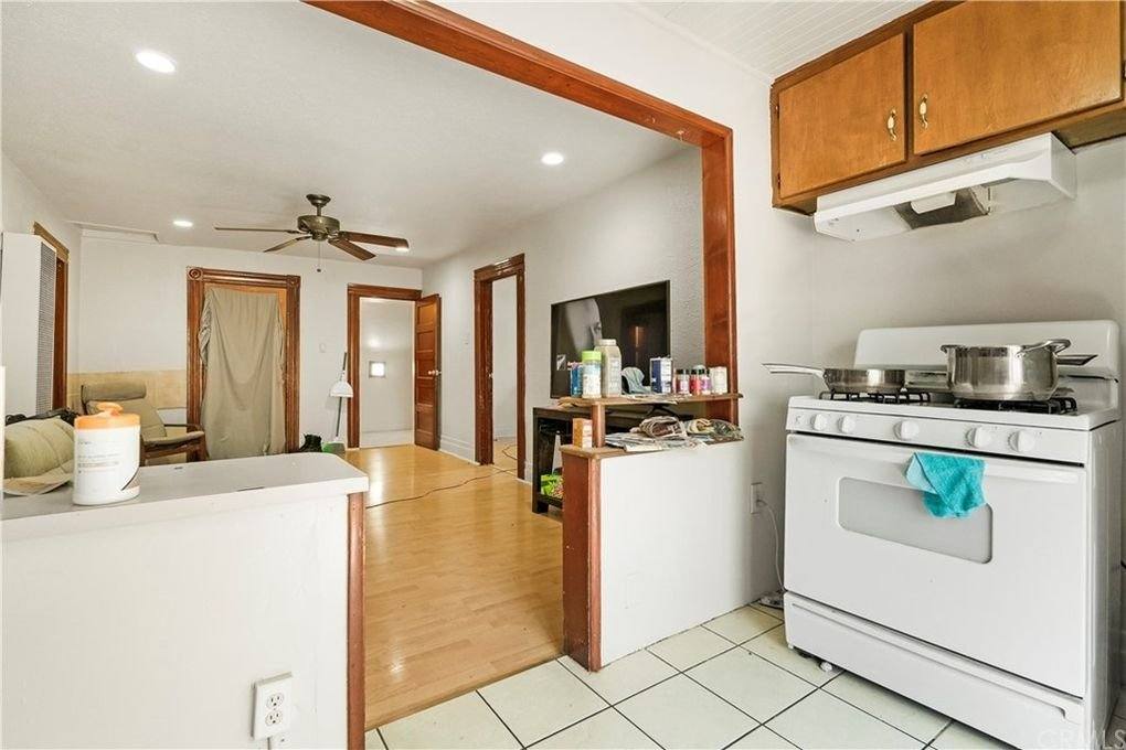 Apartment for rent at 4265 9th St, Riverside, CA 92501