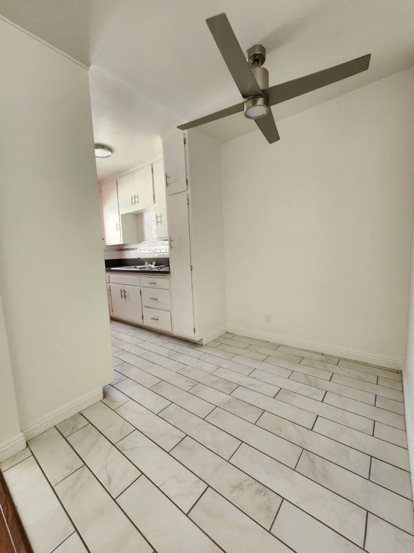Apartment for rent at 18546 Clark St, Tarzana, CA 91356