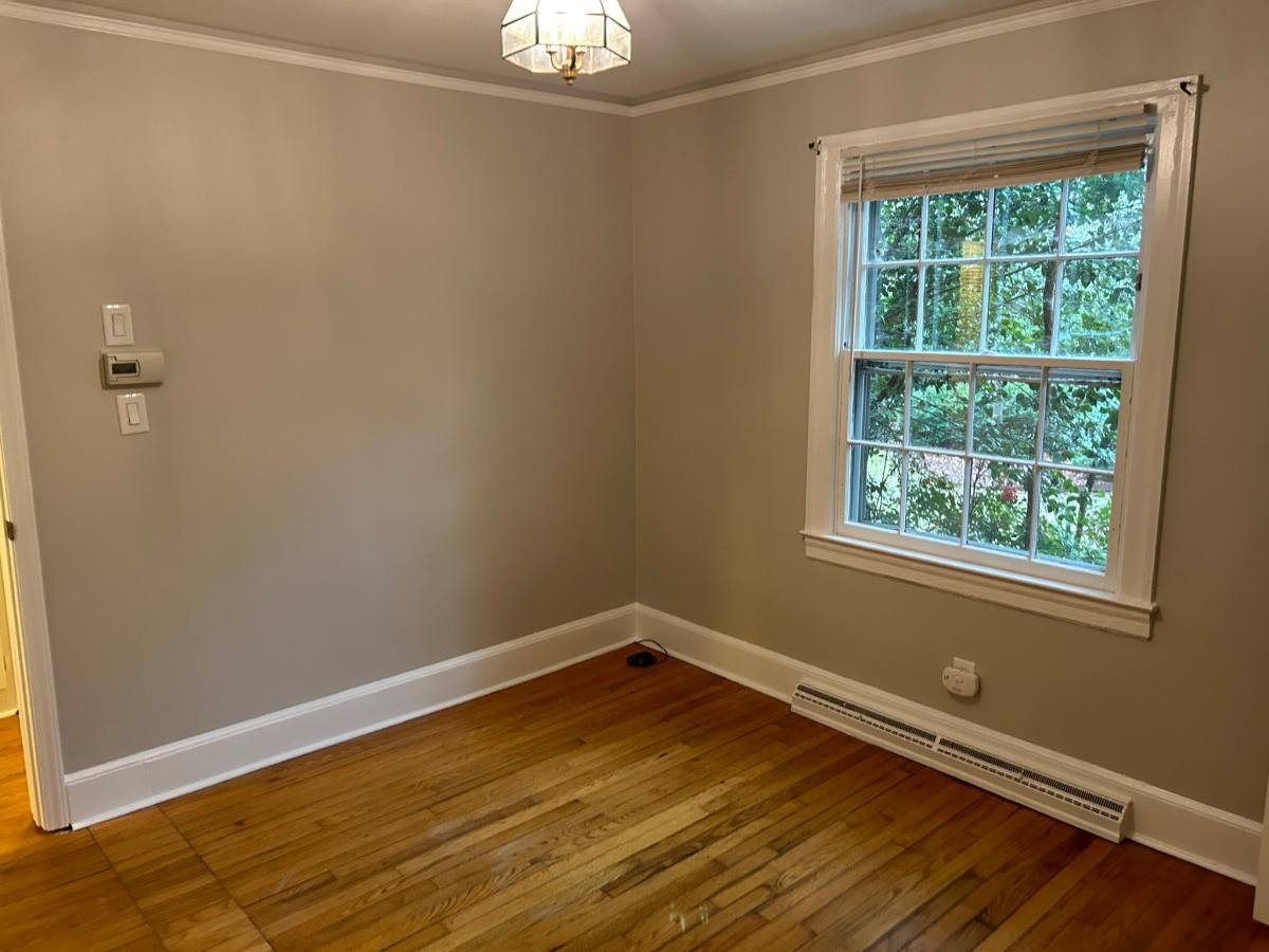 Apartment for rent at 1405-B Mimosa Dr, Greensboro, NC 27403