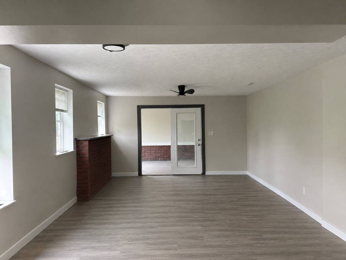 Apartment for rent at 2738-2740 4th Ave #2738 1-2, Huntington, WV 25702