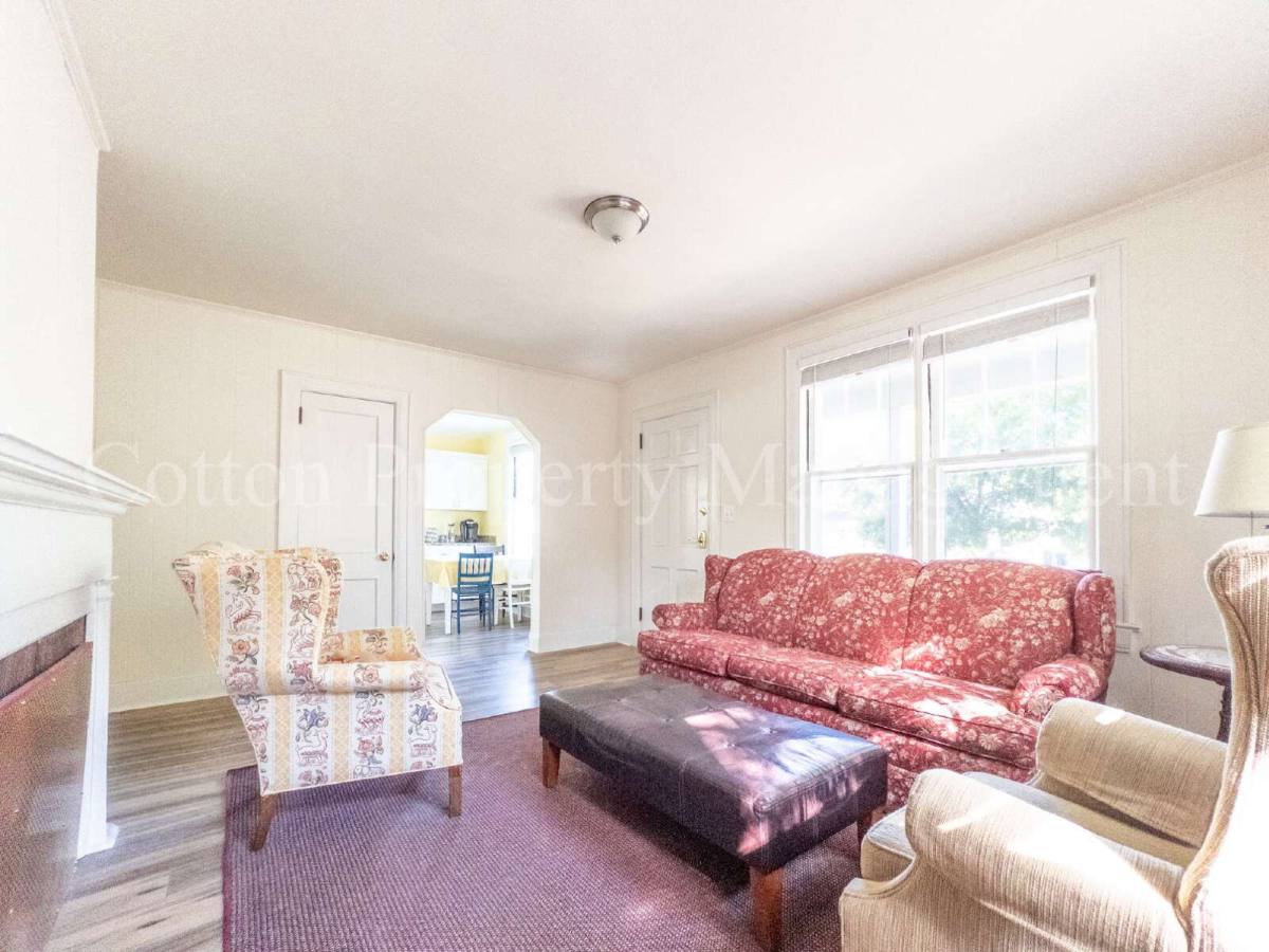 House for rent at 318 Central Blvd, Wilmington, NC 28401