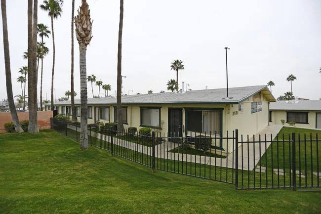 Apartment for rent at 2601 Columbus St, Bakersfield, CA 93306