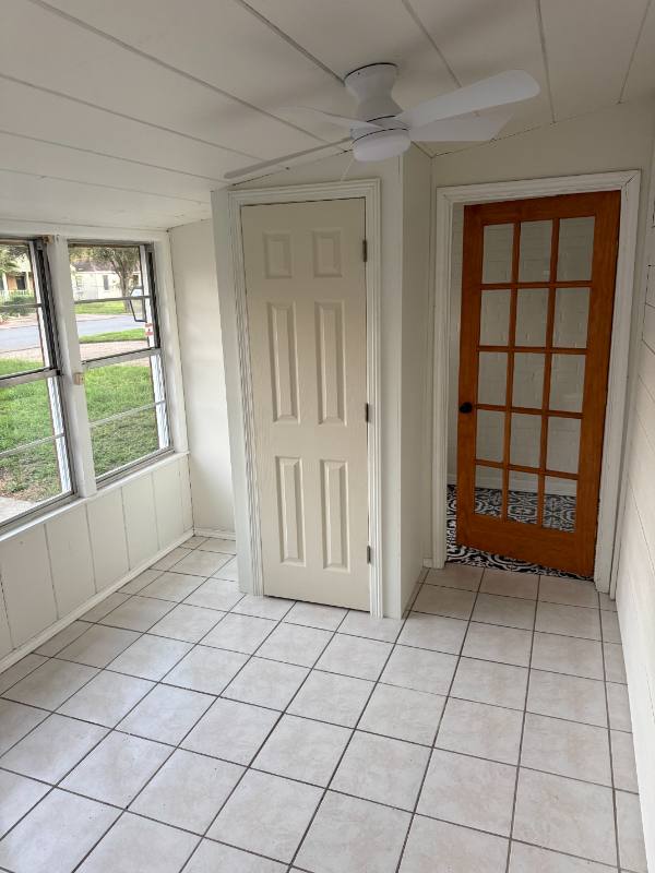 House for rent at 913 N 5th St, McAllen, TX 78501
