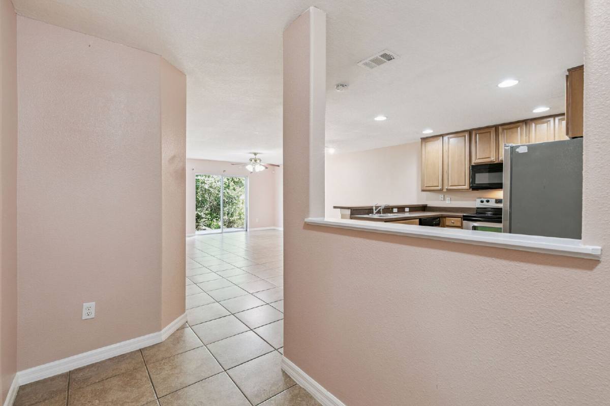Townhouse for rent at 4338 Aristocrat Point, Oviedo, FL 32765