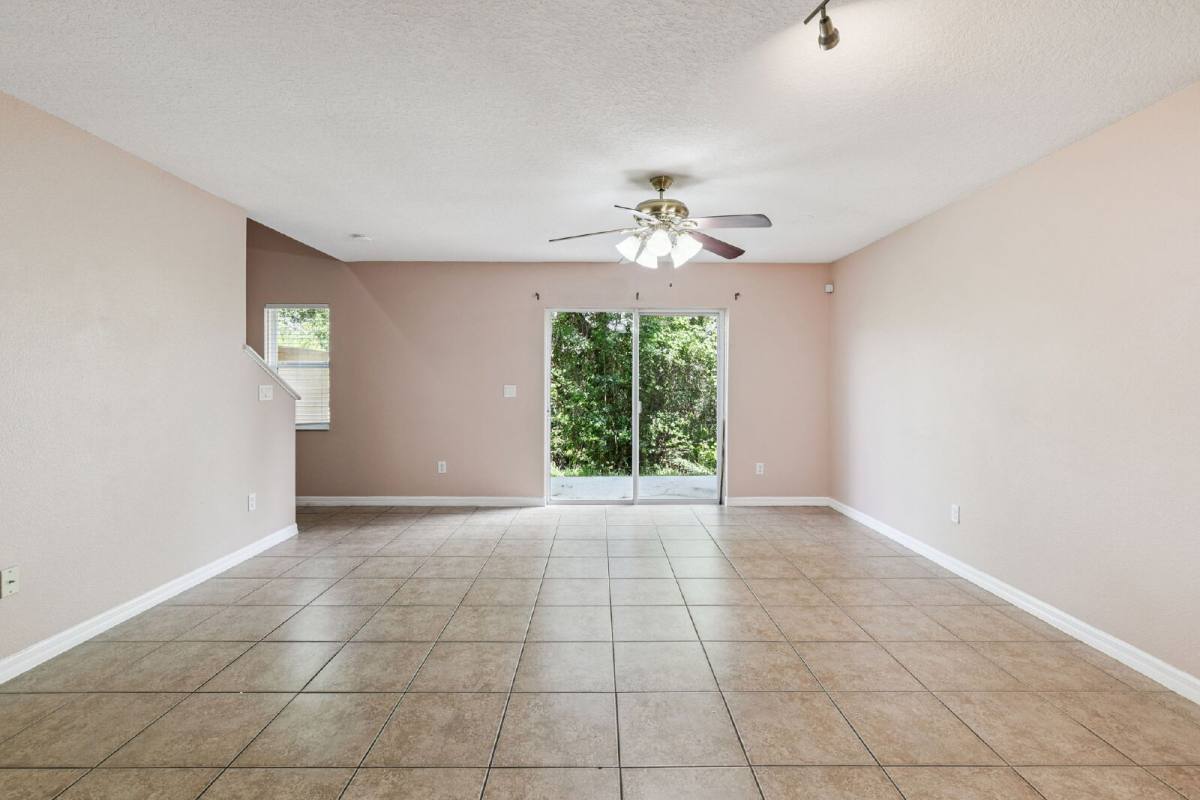 Townhouse for rent at 4338 Aristocrat Point, Oviedo, FL 32765