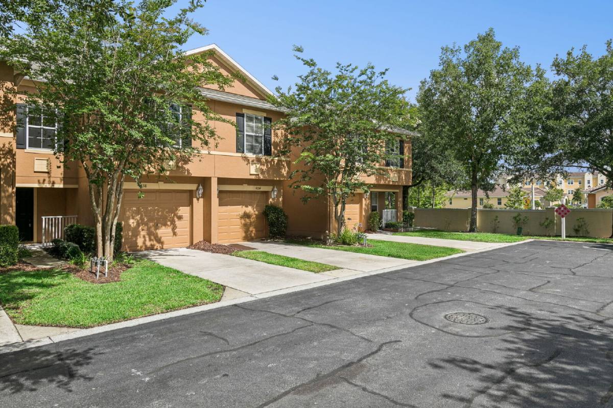 Townhouse for rent at 4338 Aristocrat Point, Oviedo, FL 32765