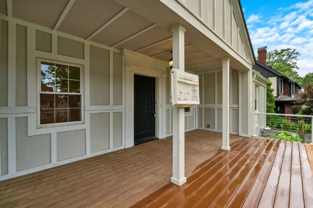 House for rent at 27 White Oak Rd, Asheville, NC 28803