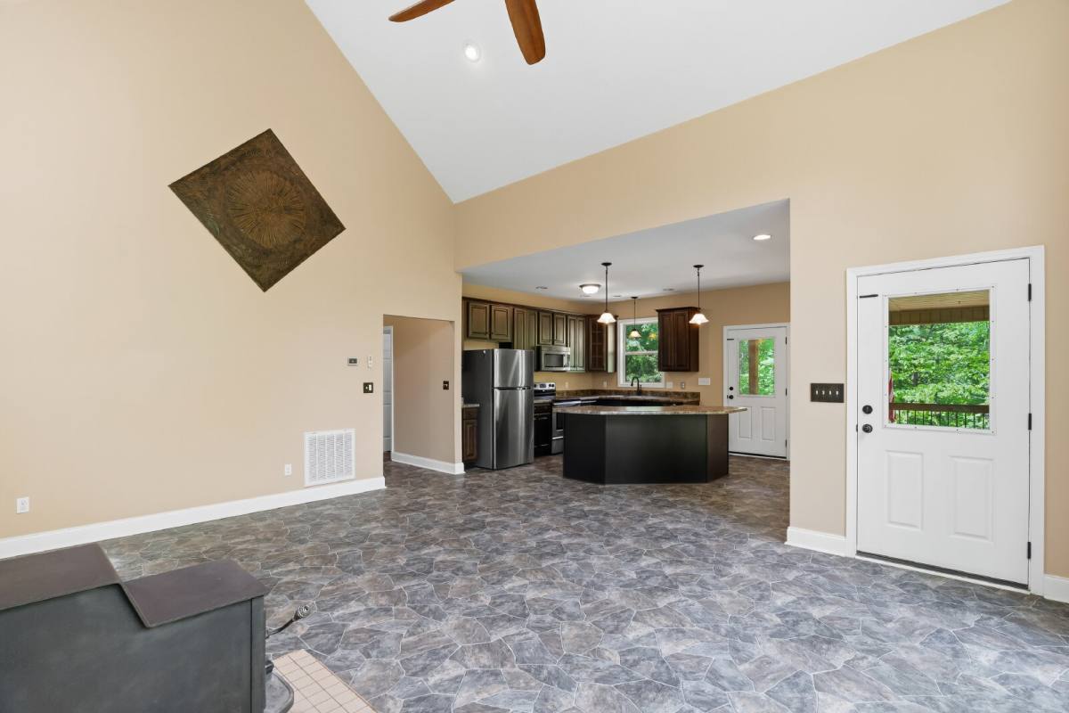 House for rent at 80 Miller Rd, Marshall, NC 28753