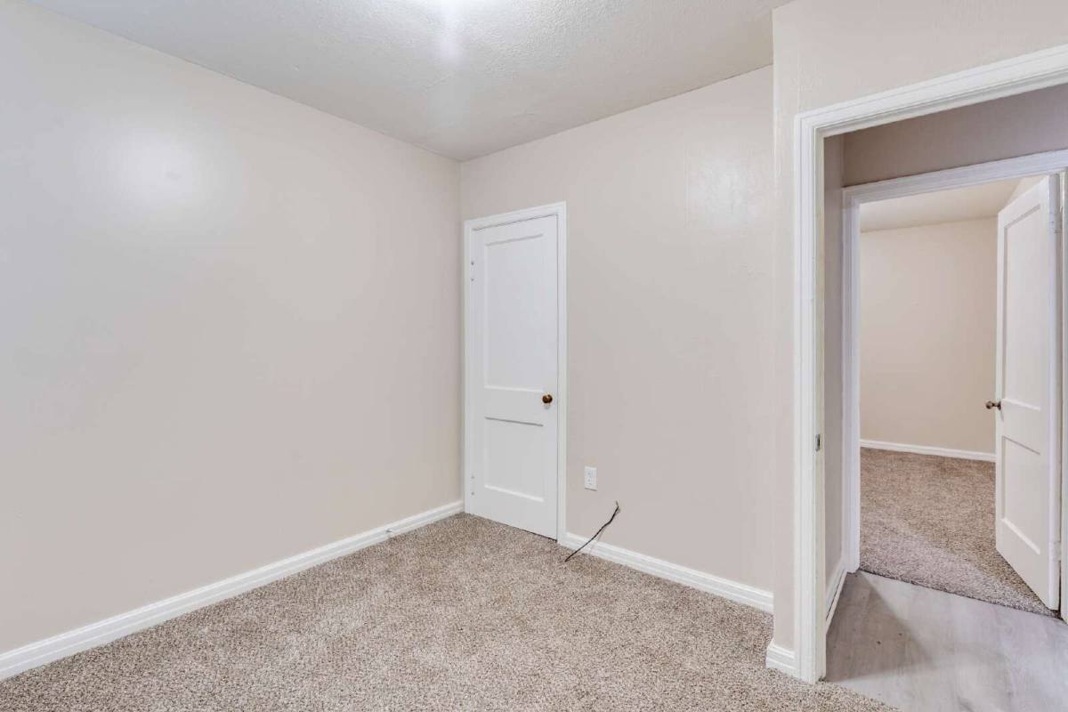 Townhouse for rent at 4910 E Gilbert, Wichita, KS 67218