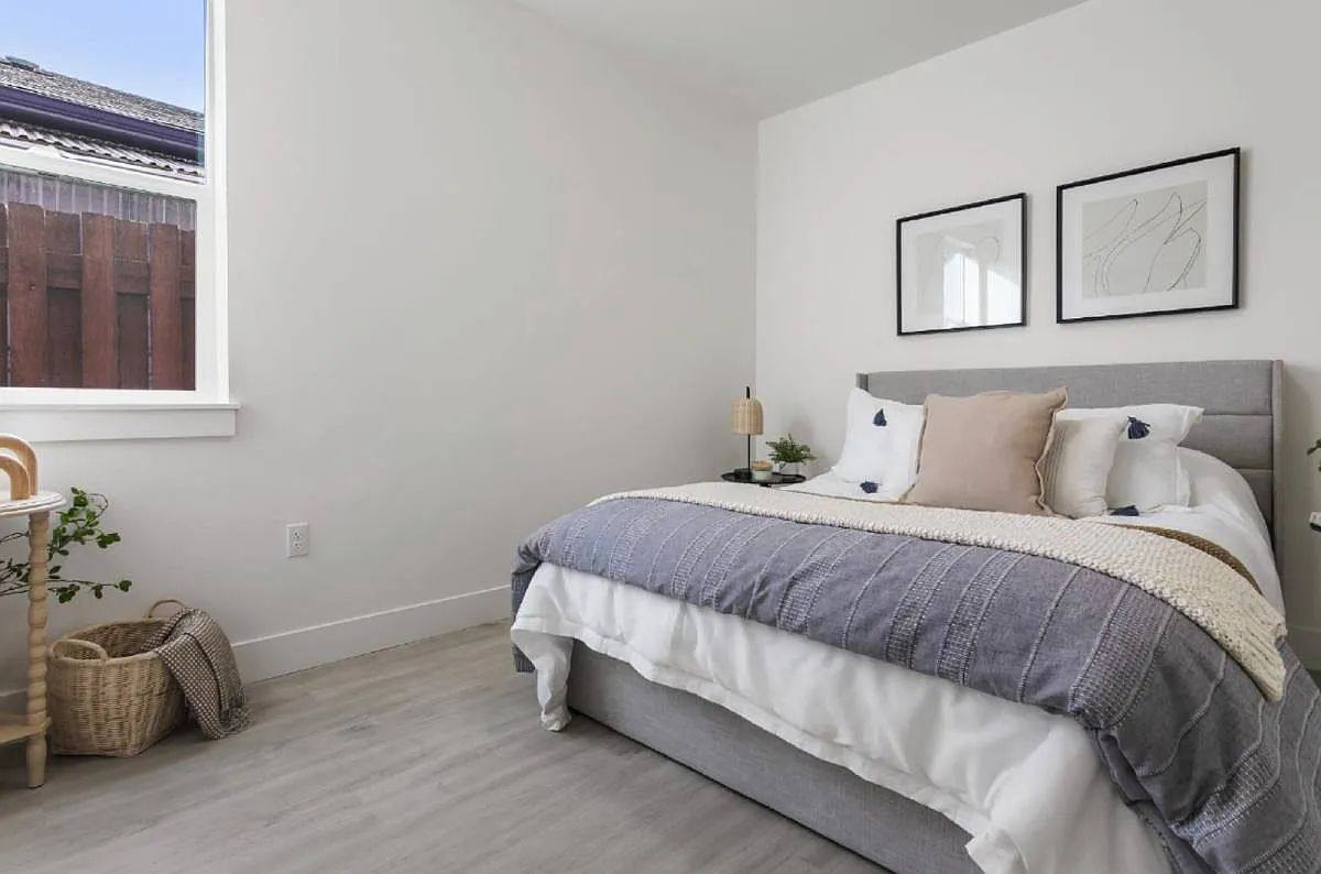 Apartment for rent at 9050 NE Hoyt St #9, Portland, OR 97220