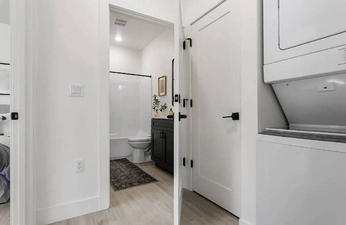Apartment for rent at 9050 NE Hoyt St #9, Portland, OR 97220