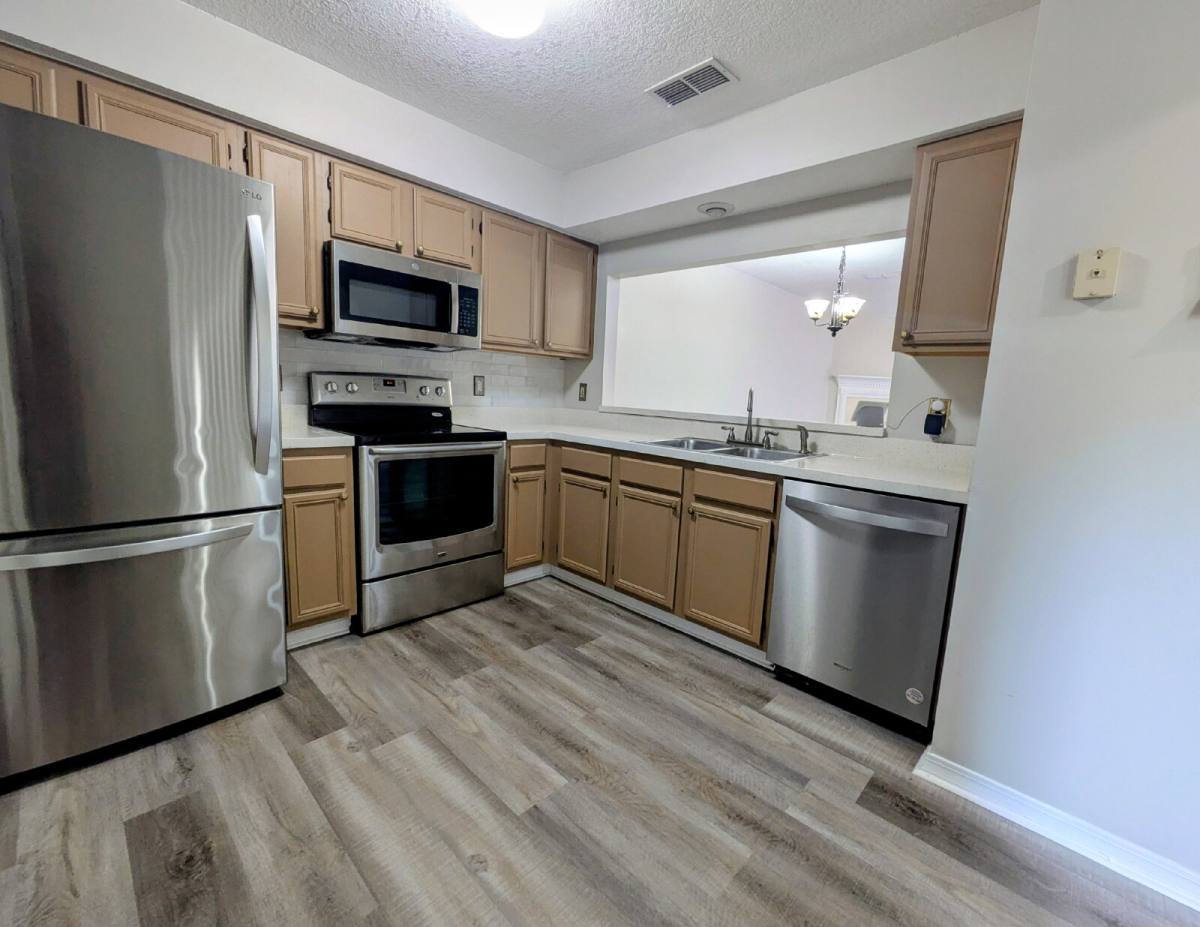 Townhouse for rent at 3027 Candlewyck Lane E, Jacksonville, FL 32225