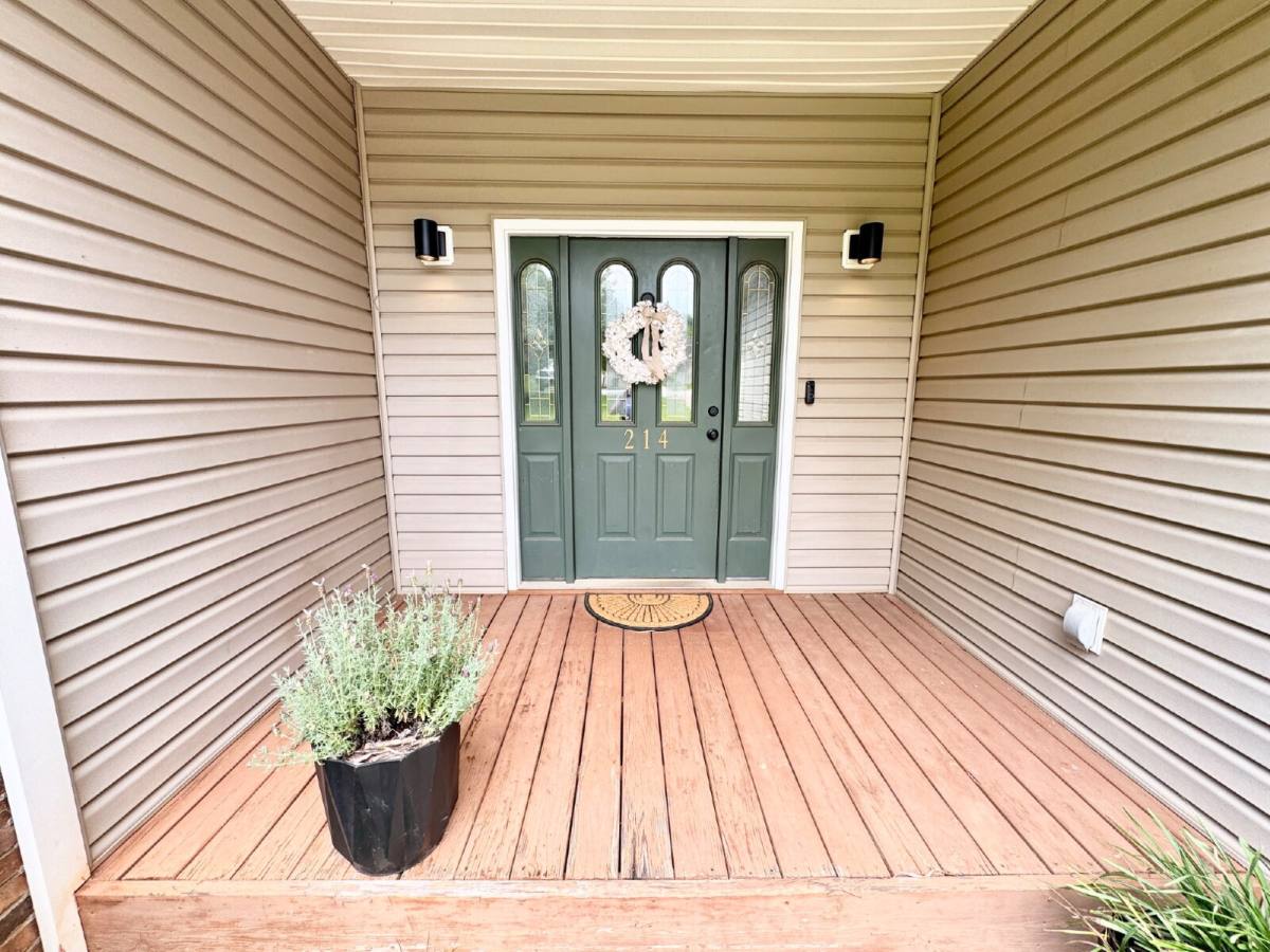 House for rent at 214 Providence Court, Seneca, SC 29678