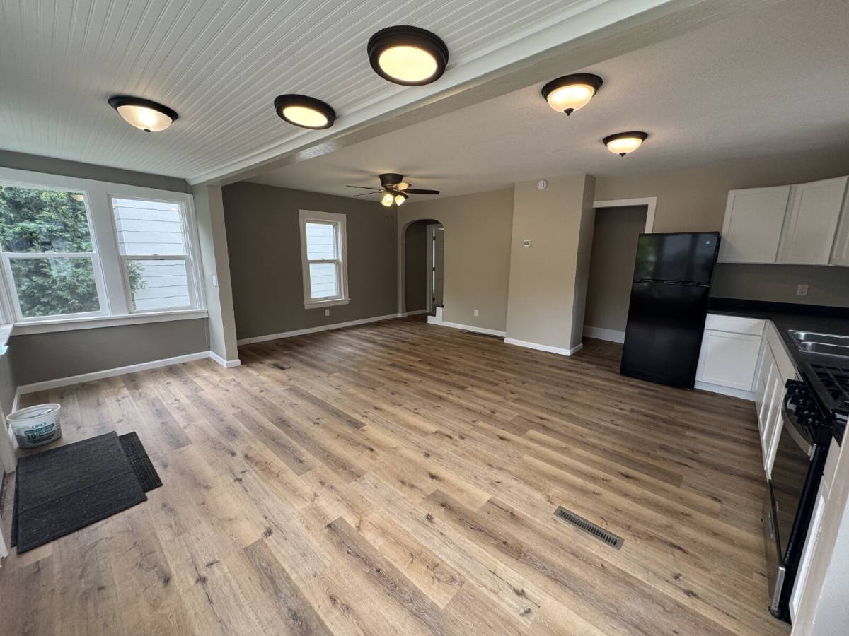 House for rent at 1035 20th Ave SE, Minneapolis, MN 55414