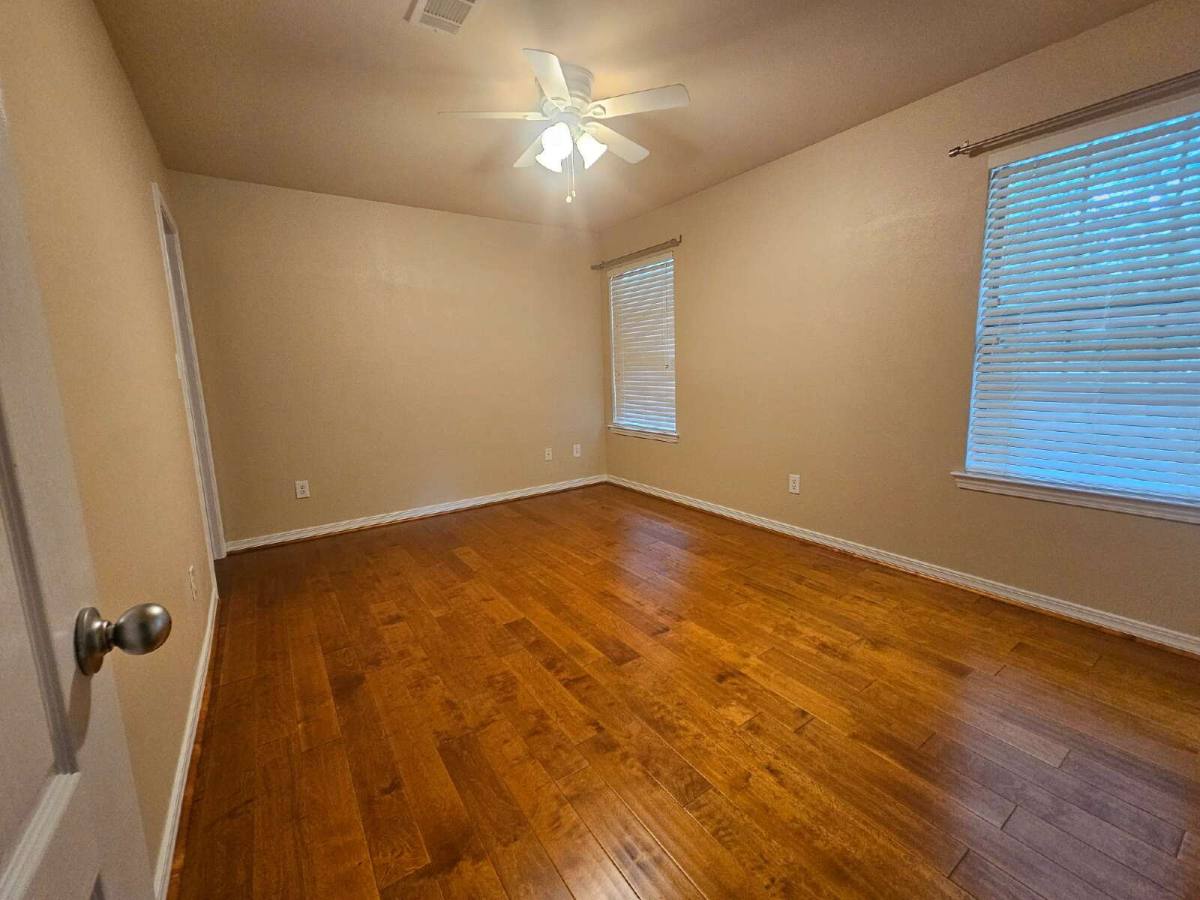 House for rent at 1932 University St, Pensacola, FL 32504