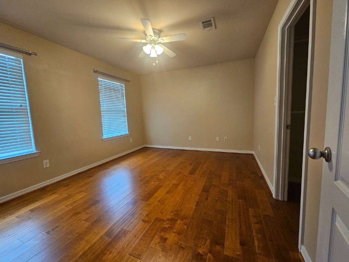 House for rent at 1932 University St, Pensacola, FL 32504
