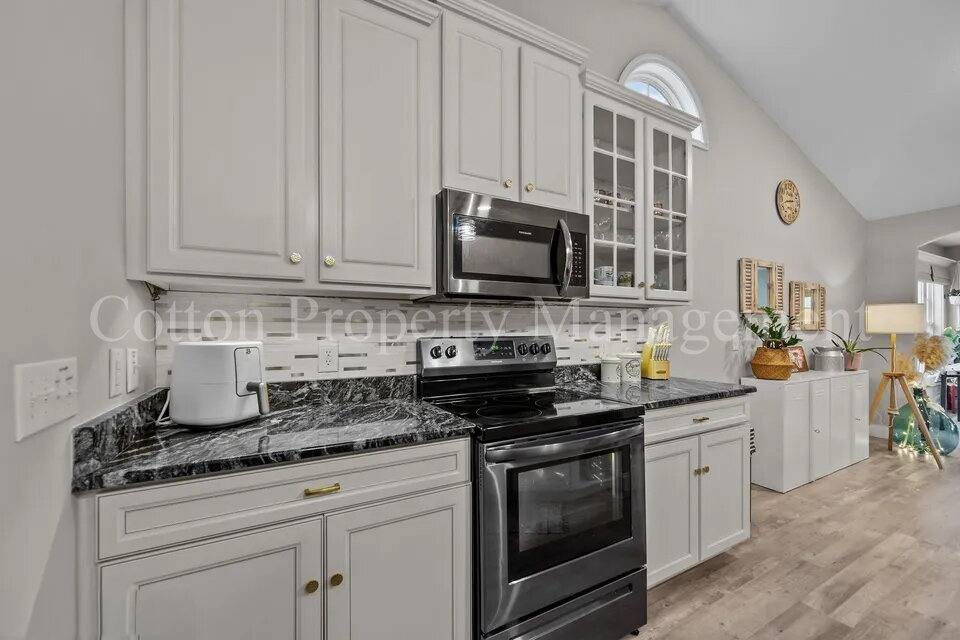 House for rent at 508 Azalea Dr, Hampstead, NC 28443