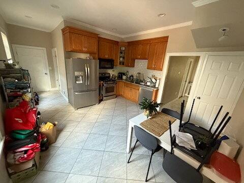 Townhouse for rent at 2 Boardman Place, Cambridge, MA 02139