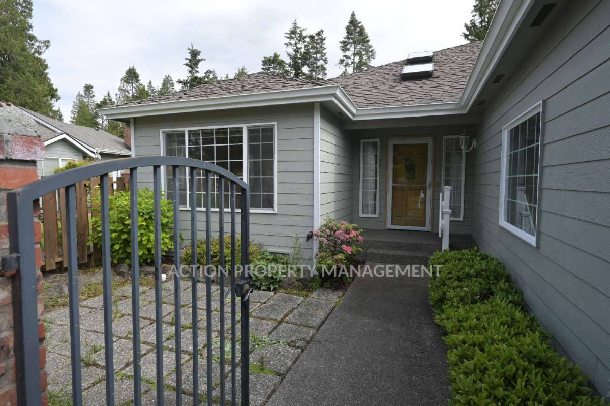 Apartment for rent at 292 Foursome Dr, Sequim, WA 98382