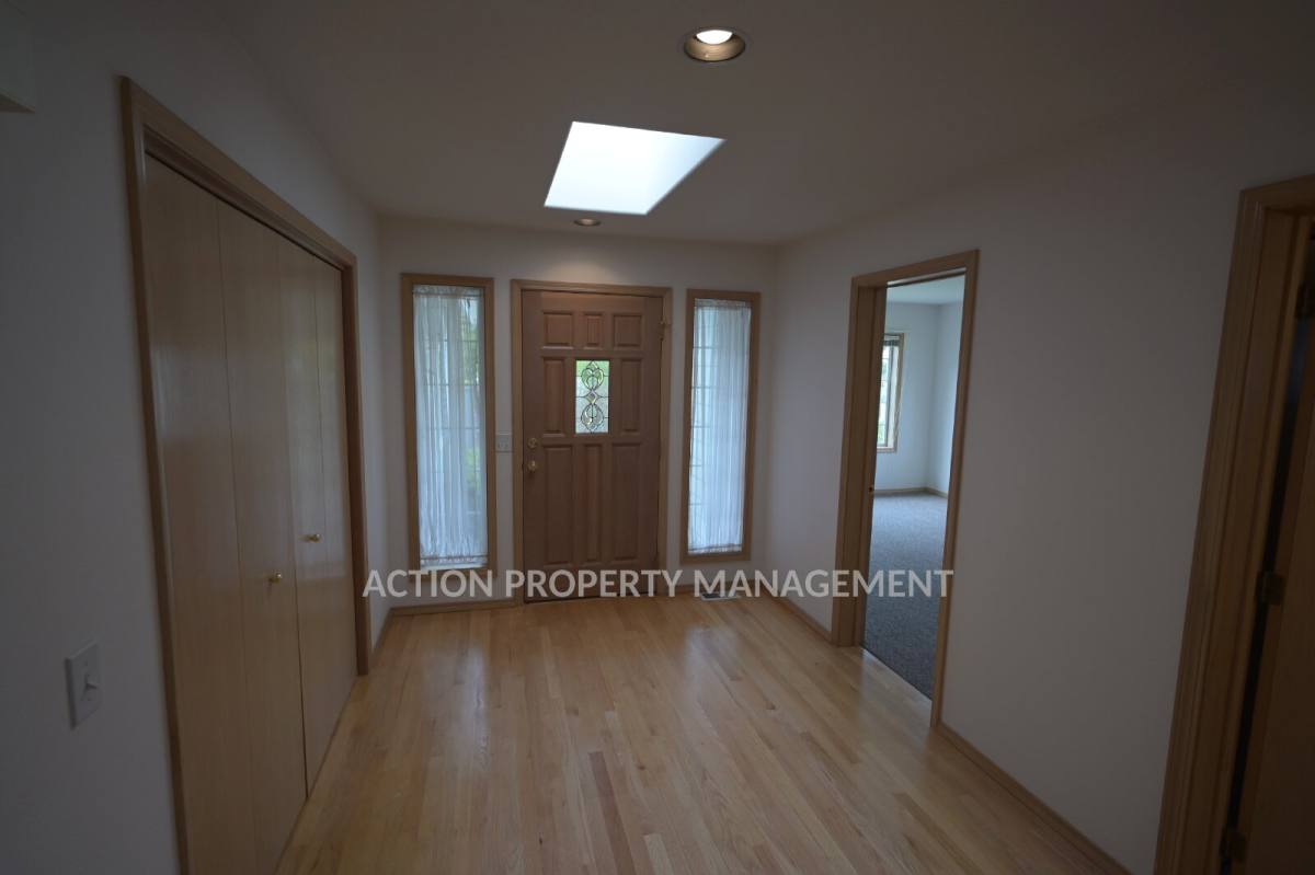 Apartment for rent at 292 Foursome Dr, Sequim, WA 98382
