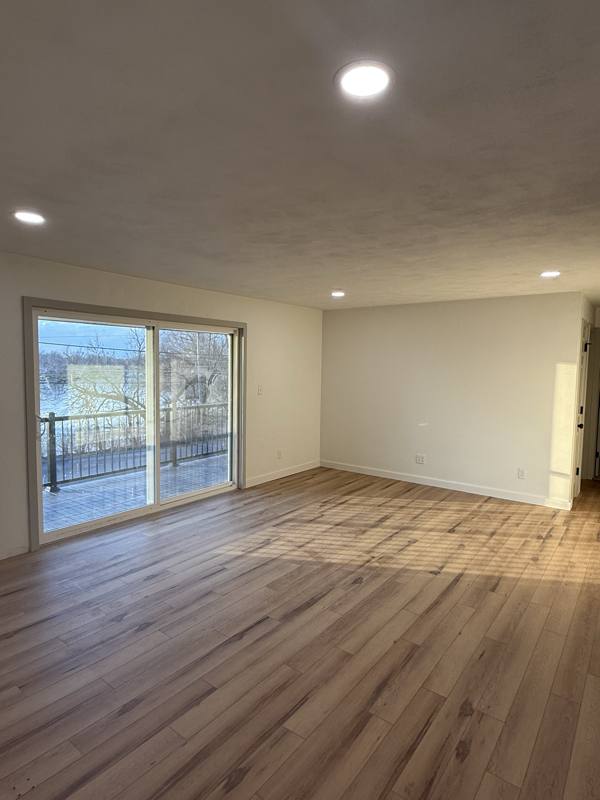 Apartment for rent at 730 E Shore Dr #2, Pekin, IL 61554