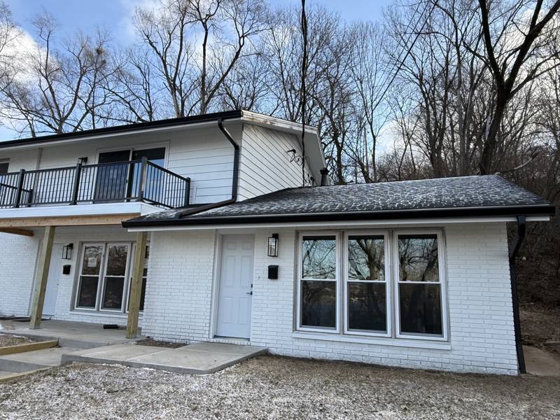 Apartment for rent at 730 E Shore Dr #2, Pekin, IL 61554