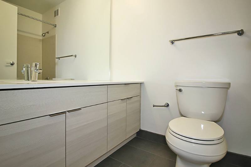 Apartment for rent at 439 E Ontario St, Chicago, IL 60611