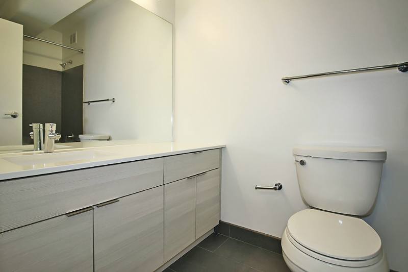 Apartment for rent at 439 E Ontario St, Chicago, IL 60611