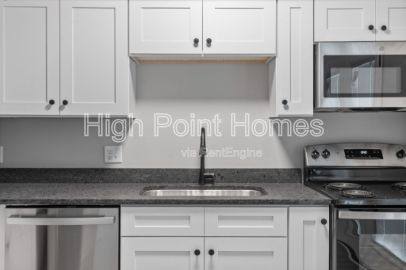 Townhouse for rent at 400 Gallery Lane, Hixson, TN 37343