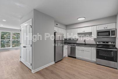 Townhouse for rent at 400 Gallery Lane, Hixson, TN 37343
