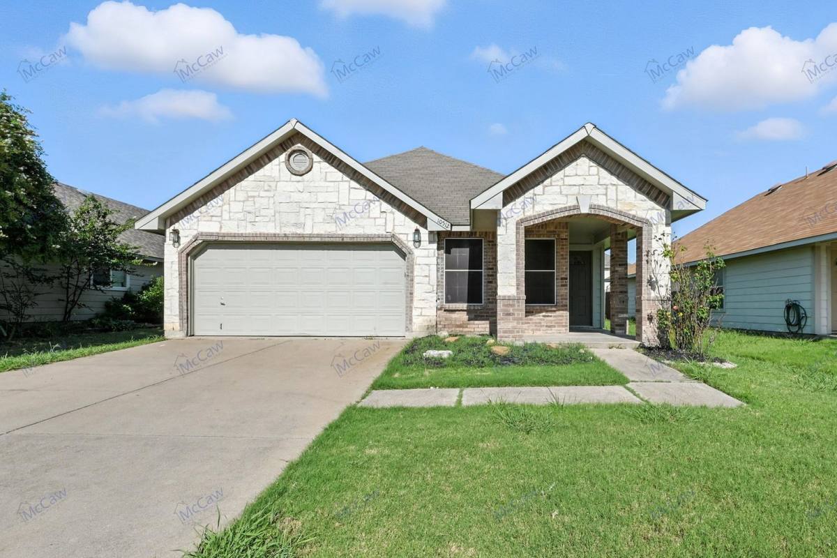 House for rent at 10512 Flagstaff Run, Fort Worth, TX 76140