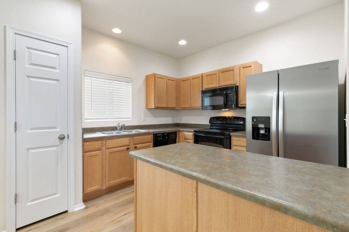 Townhouse for rent at 7475 Countryside Grove, Fountain, CO 80817