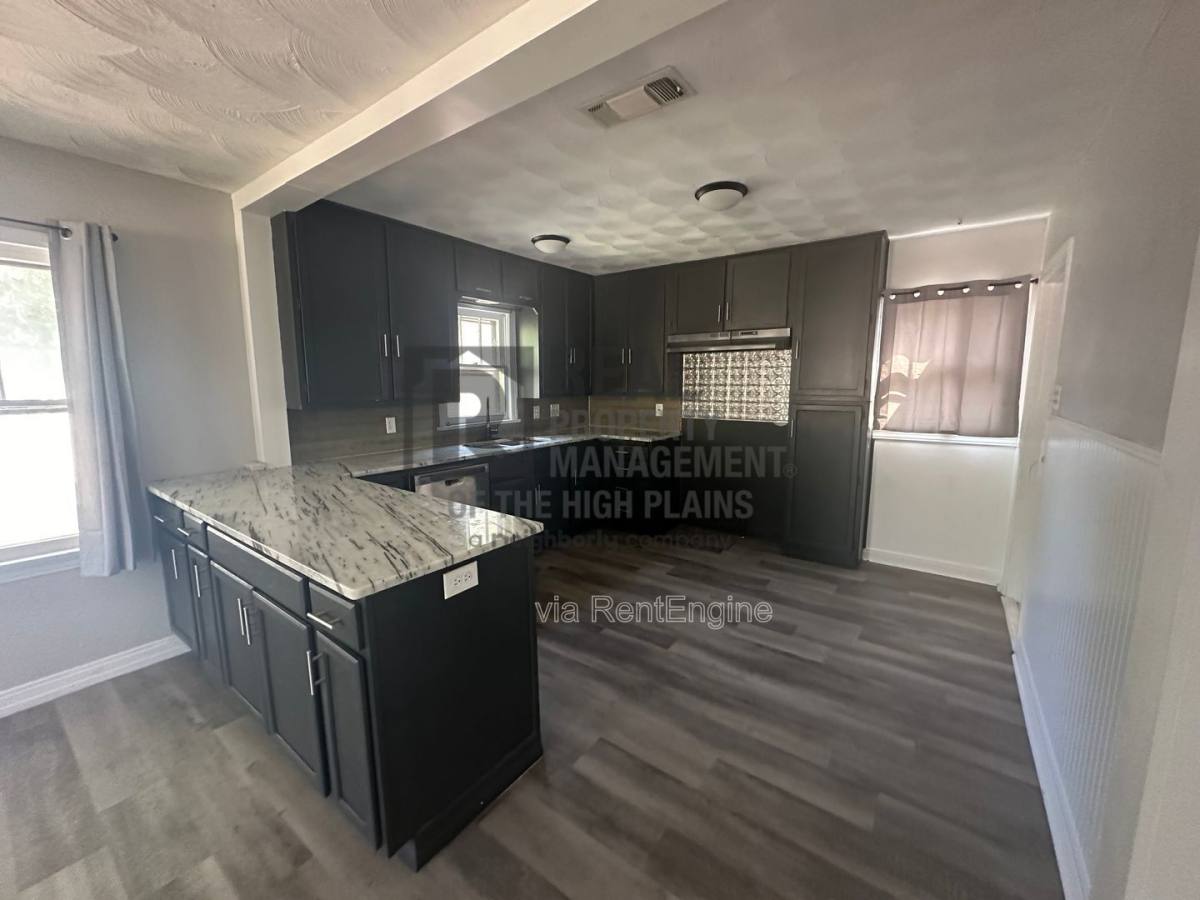 House for rent at 3007 S Washington St, Amarillo, TX 79109