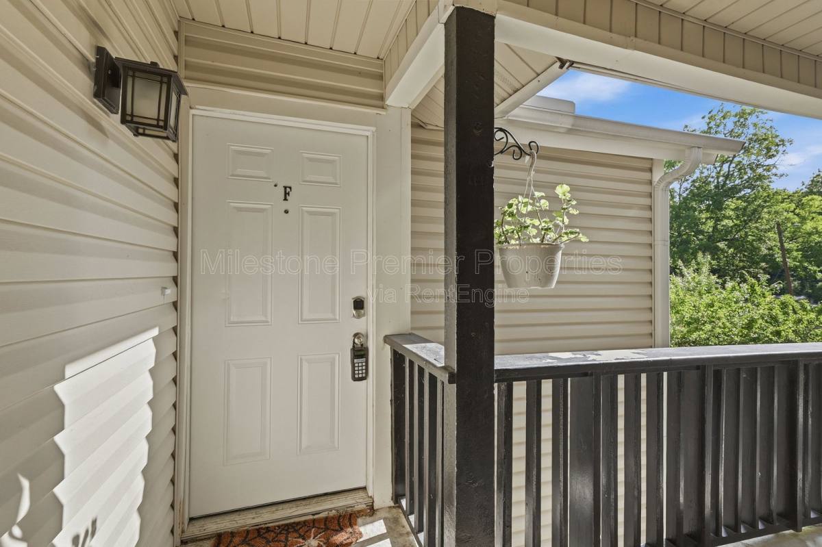 Apartment for rent at 914 W Washington St #F, Sherman, TX 75092