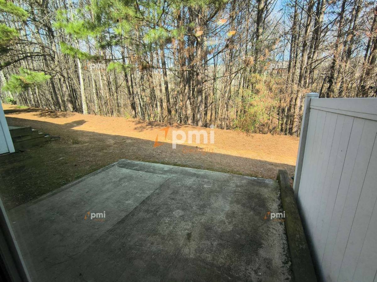 Townhouse for rent at 306 Creek Manor Way, Suwanee, GA 30024