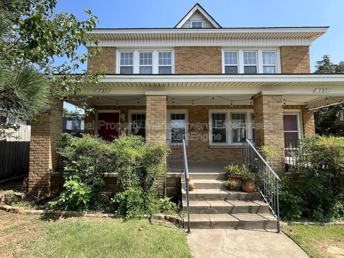 Apartment for rent at 735 NE 14th St, Oklahoma City, OK 73104