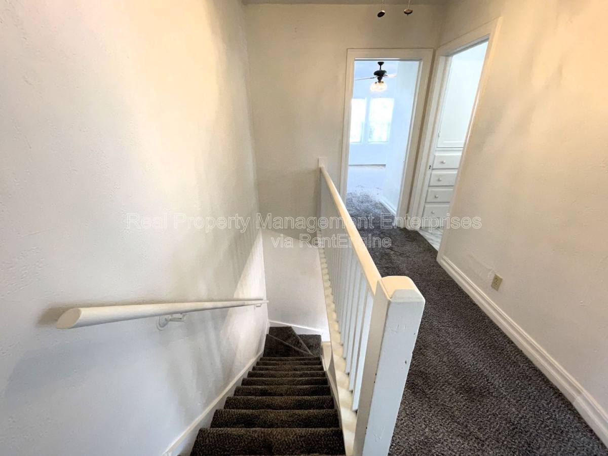 Apartment for rent at 735 NE 14th St, Oklahoma City, OK 73104