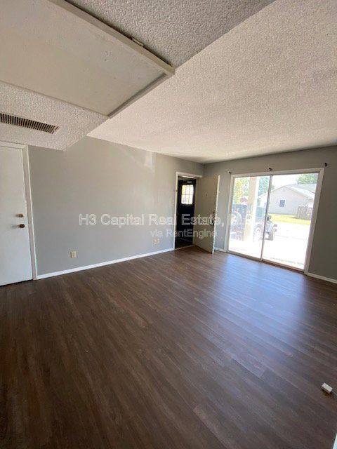 Apartment for rent at 400 George St #D, Jerseyville, IL 62052