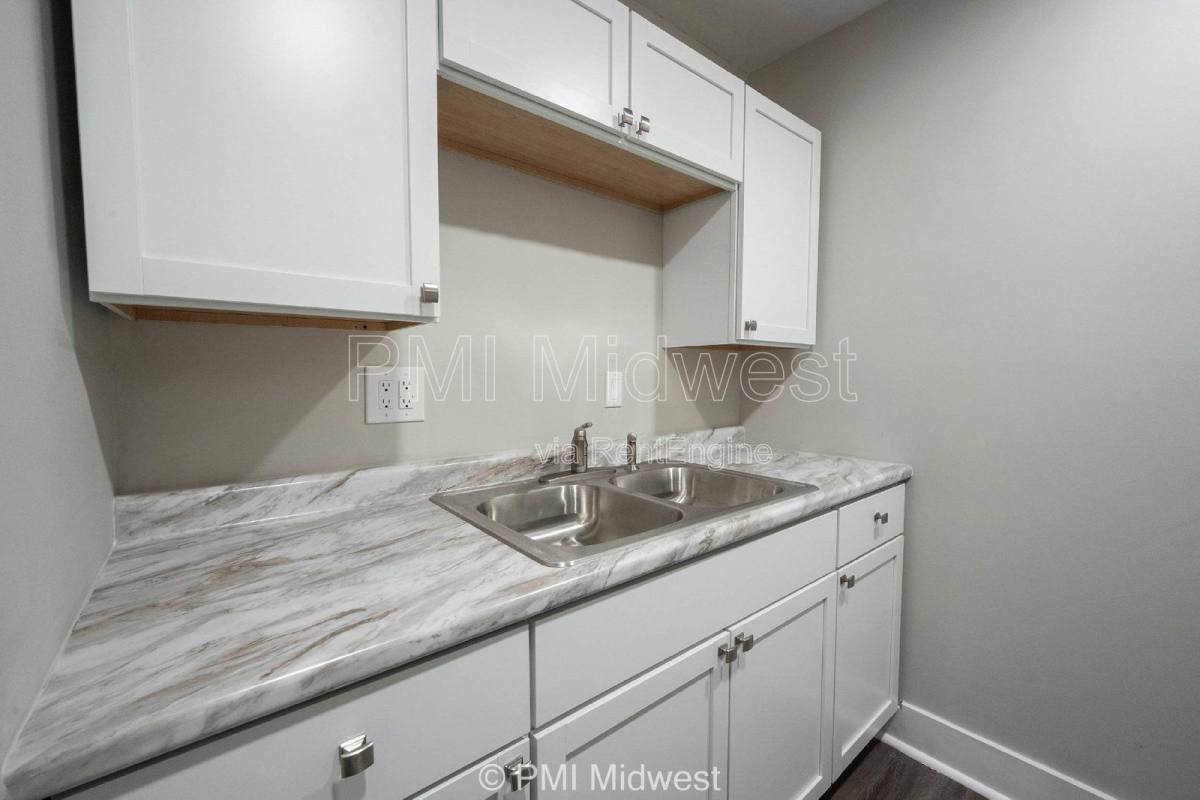 Apartment for rent at 2060 N Delaware St #3, Indianapolis, IN 46202