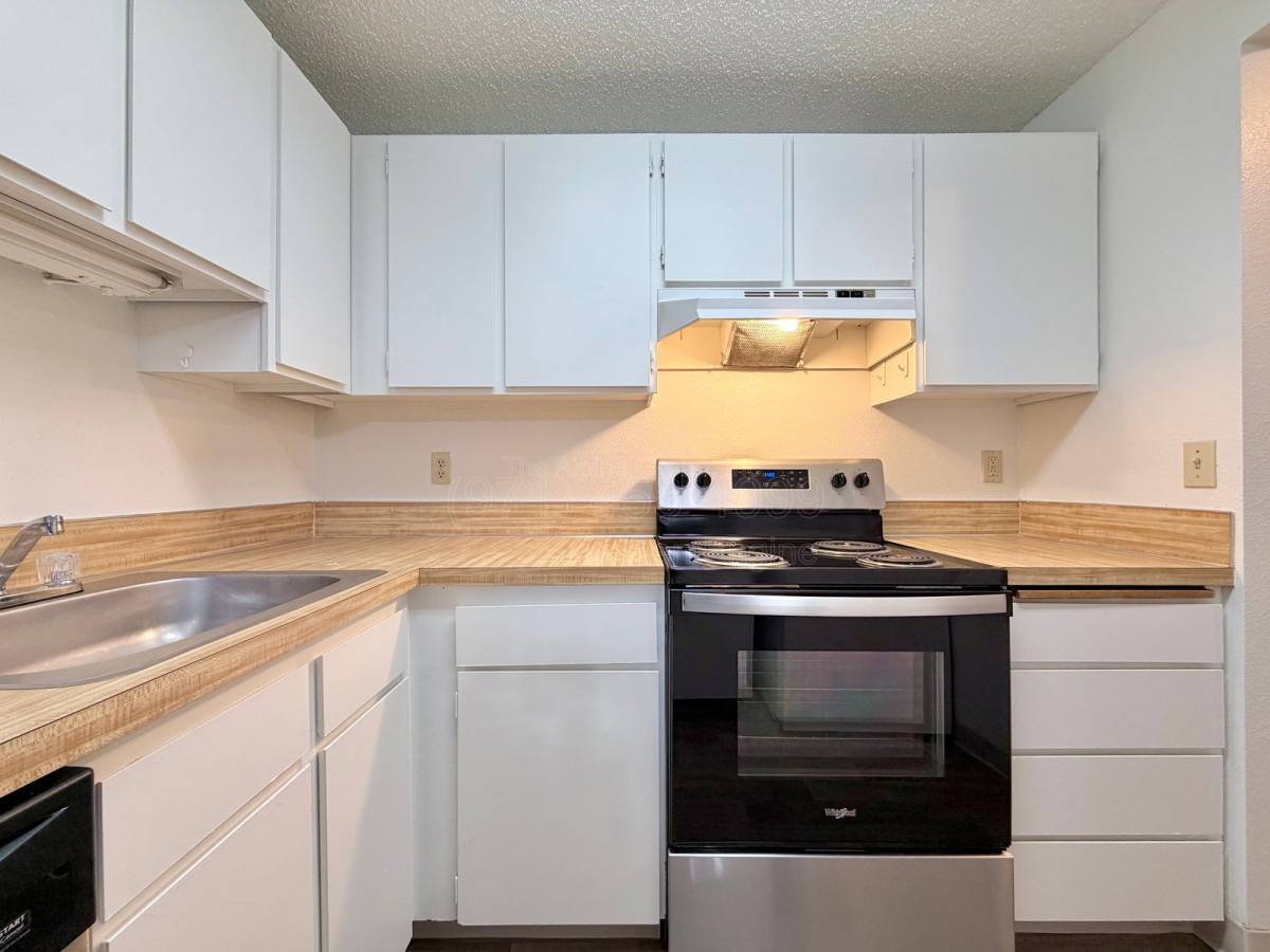 Apartment for rent at 19378 NW Mahama Way #C, Portland, OR 97229