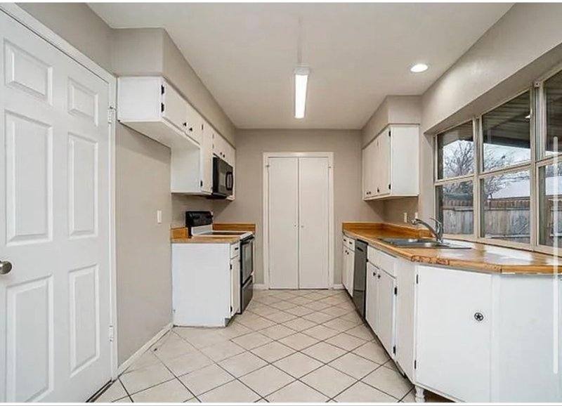 House for rent at 423 Southlake Dr, Forney, TX 75126