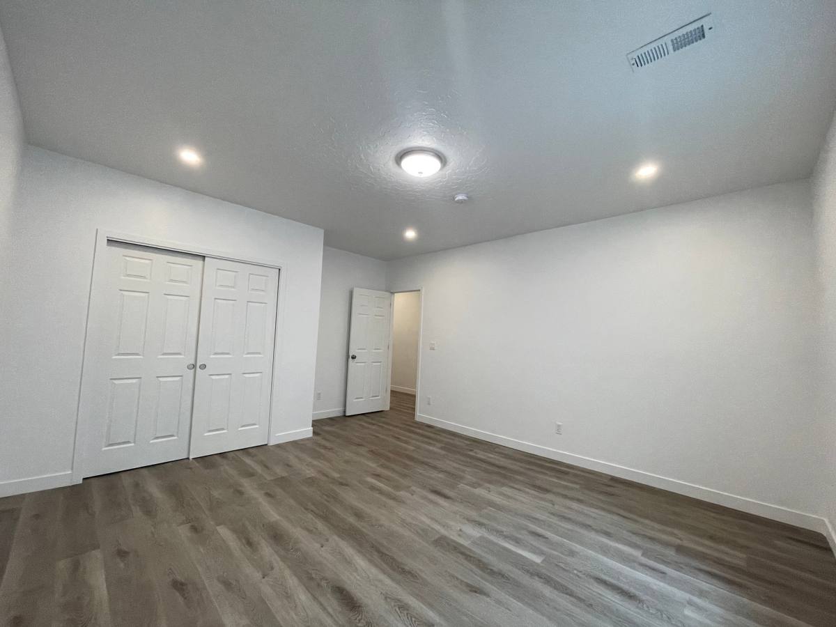 Apartment for rent at 6373 S Largo Vista Dr, West Jordan, UT 84081