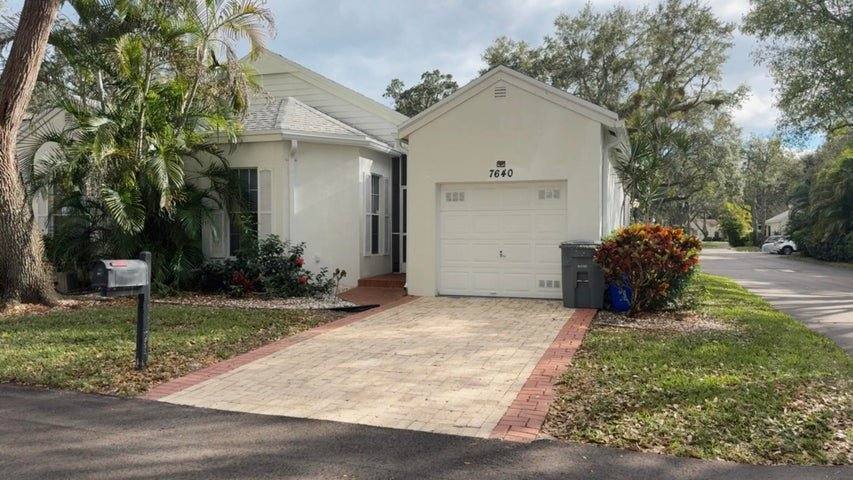 Townhouse for rent at 7640 Forest Green Lane, Boynton Beach, FL 33436