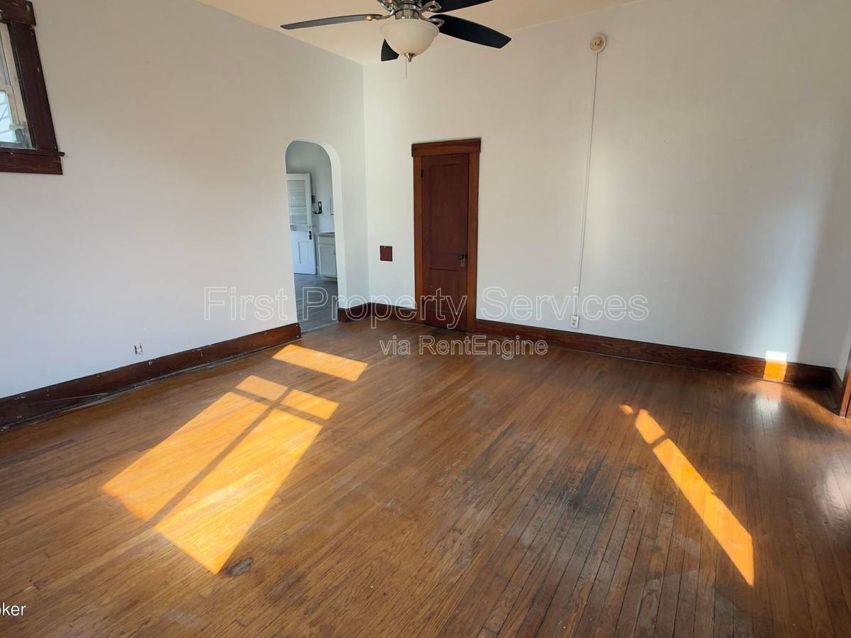 Apartment for rent at 2121 Culbertson Ave #D, New Albany, IN 47150