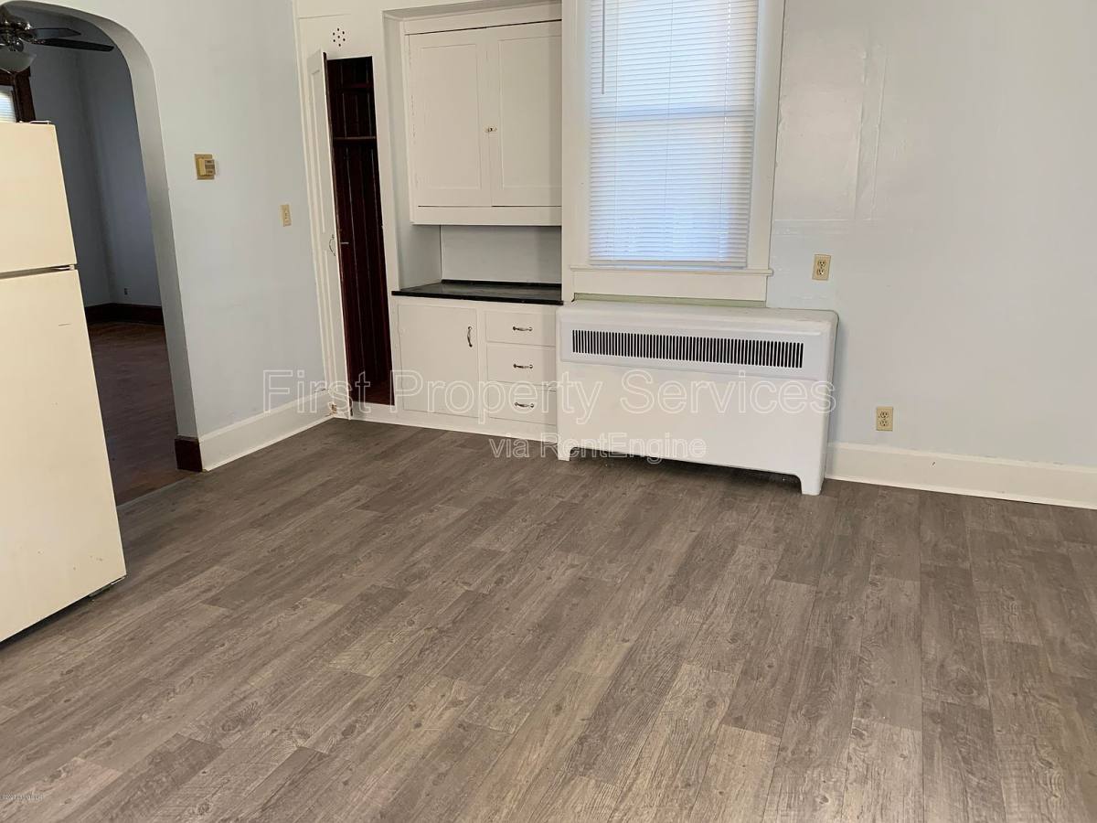 Apartment for rent at 2121 Culbertson Ave #D, New Albany, IN 47150