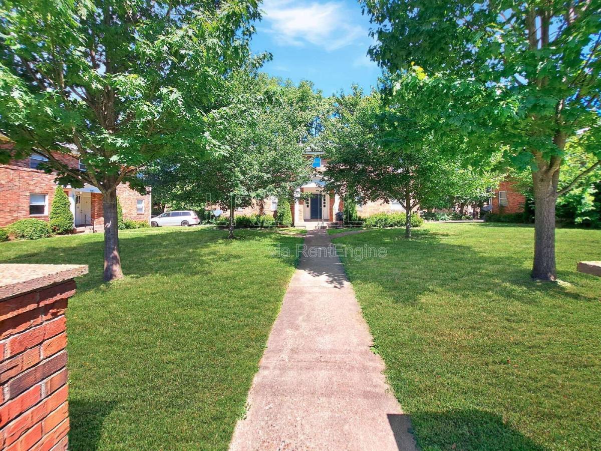 Apartment for rent at 3204 Orchard Manor Circle #3, Louisville, KY 40220
