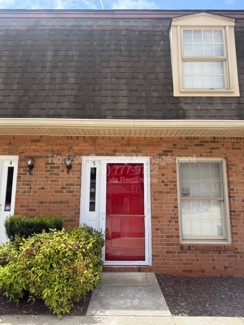 Apartment for rent at 3730 Old Flowery Branch Rd #J5, Oakwood, GA 30566