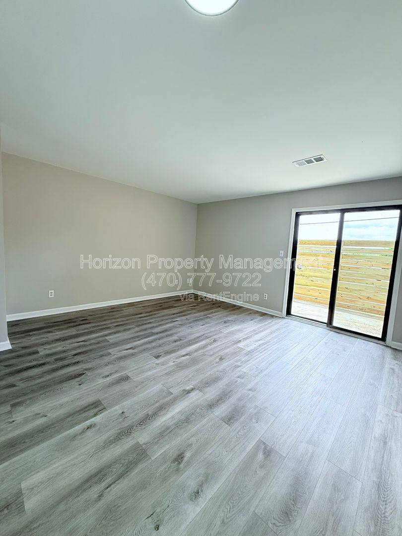 Apartment for rent at 3730 Old Flowery Branch Rd #J5, Oakwood, GA 30566